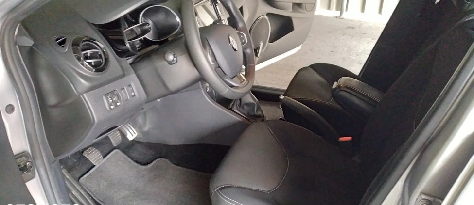 Renault Clio cena 42900 przebieg: 42103, rok produkcji 2019 z Szczecin małe 211